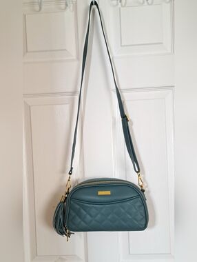 The Vintage "JOY & IMAN" Diamond Quilted Leather Sage Blue Crossbody